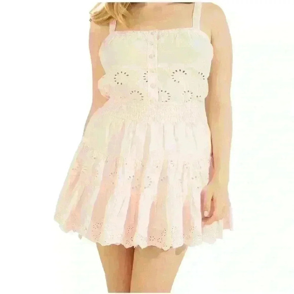 Guess Dresses & Skirts - Guess Womens Tiered Eyelet Skirt Pink Roses Size Medium NWT